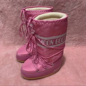 MOONBOOTS Pink